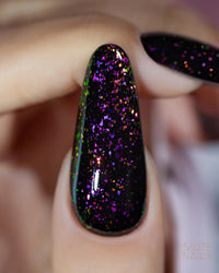 Sauté Nails Holo Flakes Top No Wipe 8ml - official product texture or application image 3 of 4